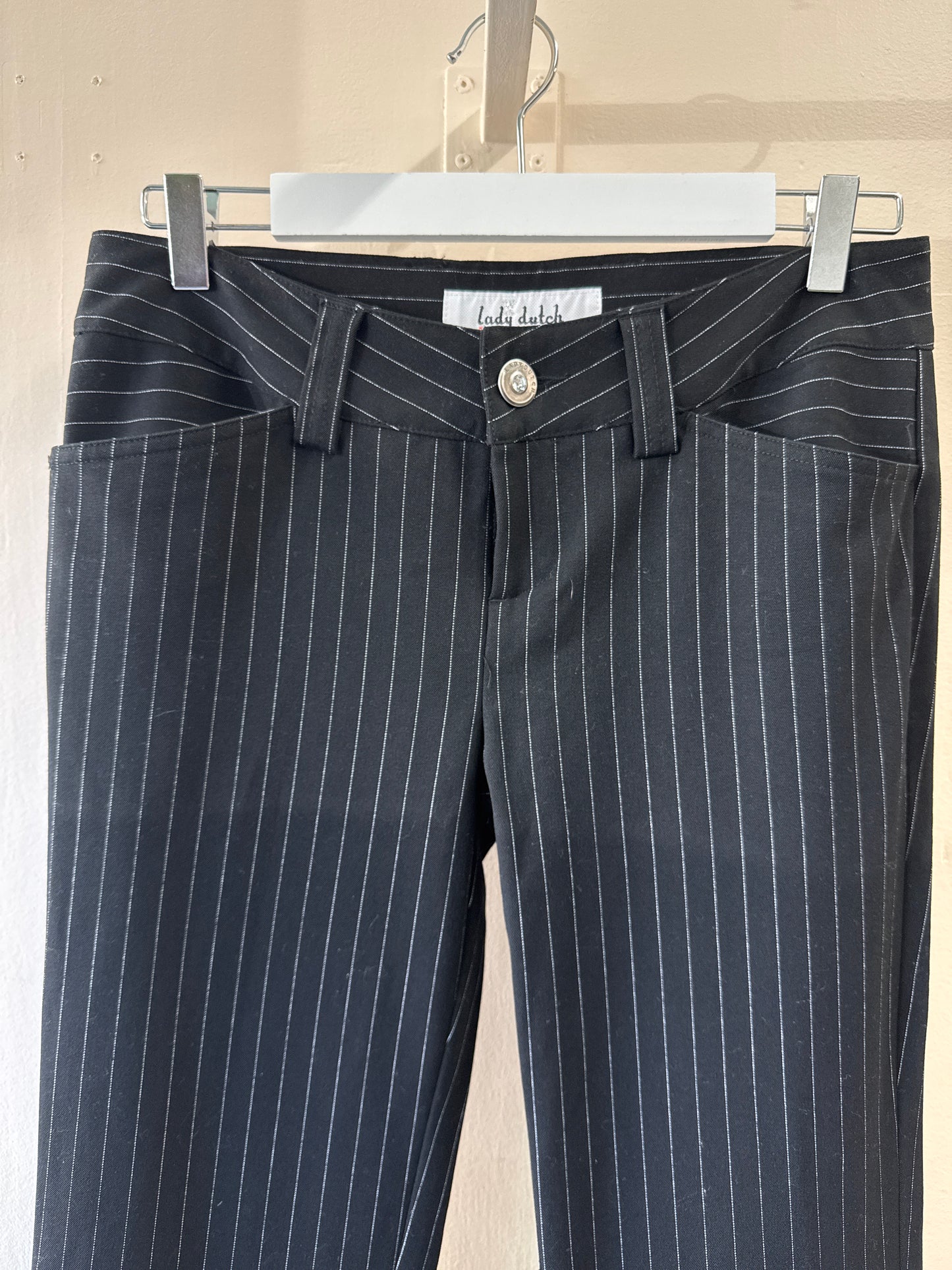 Lady Dutch Low Rise Pants