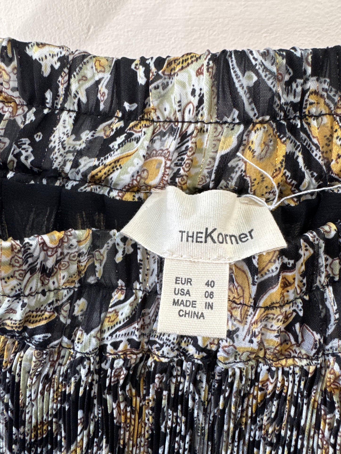 The Korner Skirt