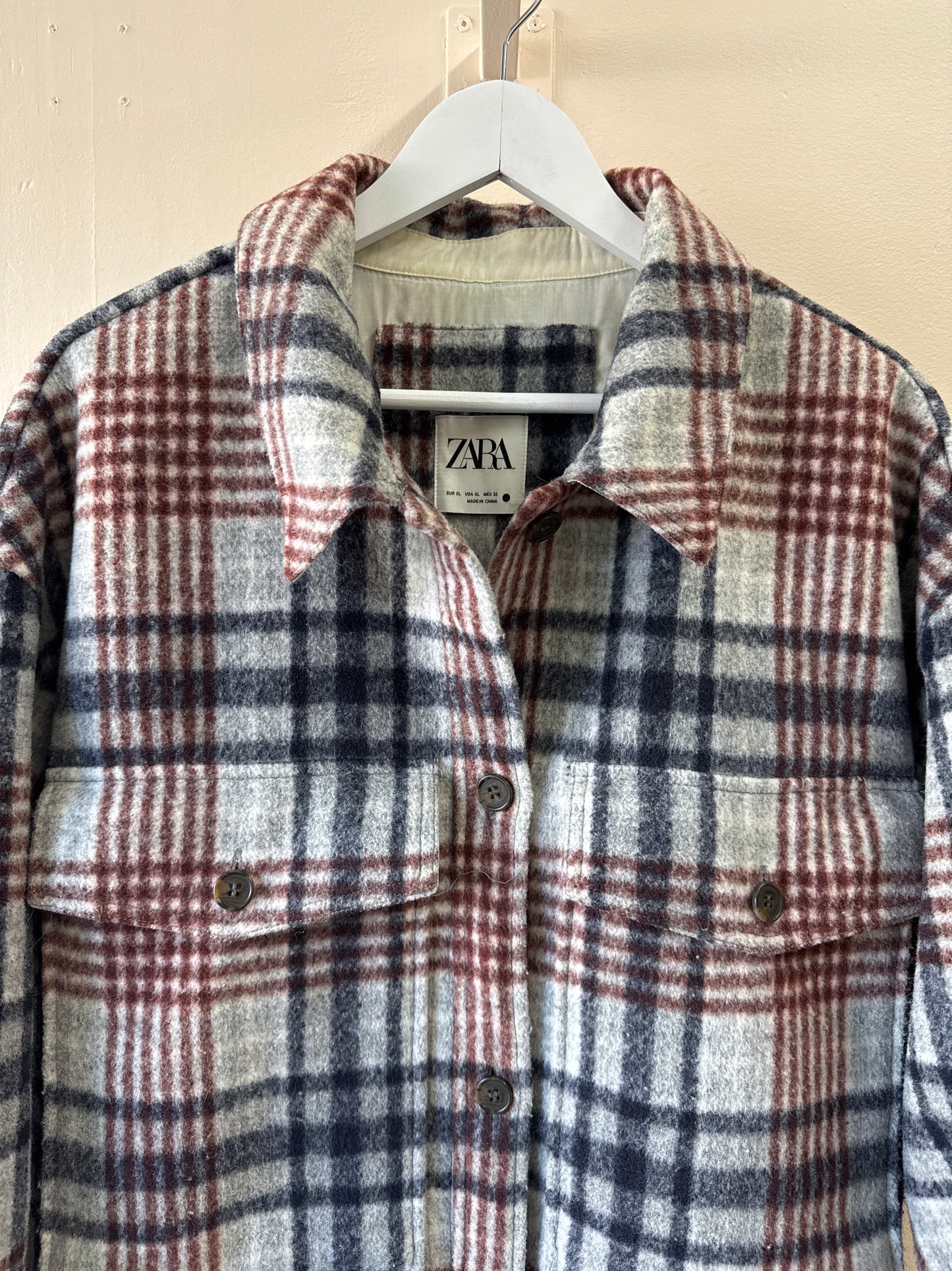 Manteau habillé à carreaux Zara