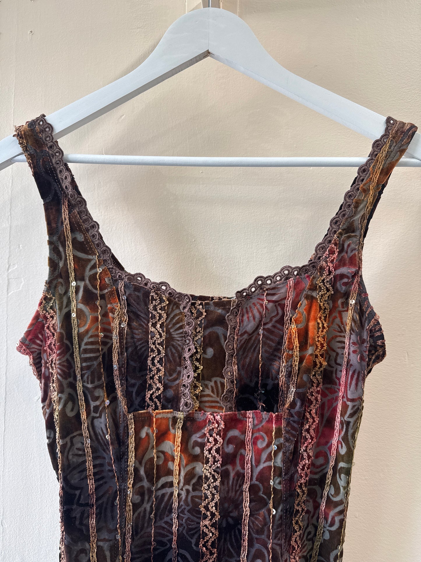 Camisole vintage Arianne en velours et dentelle