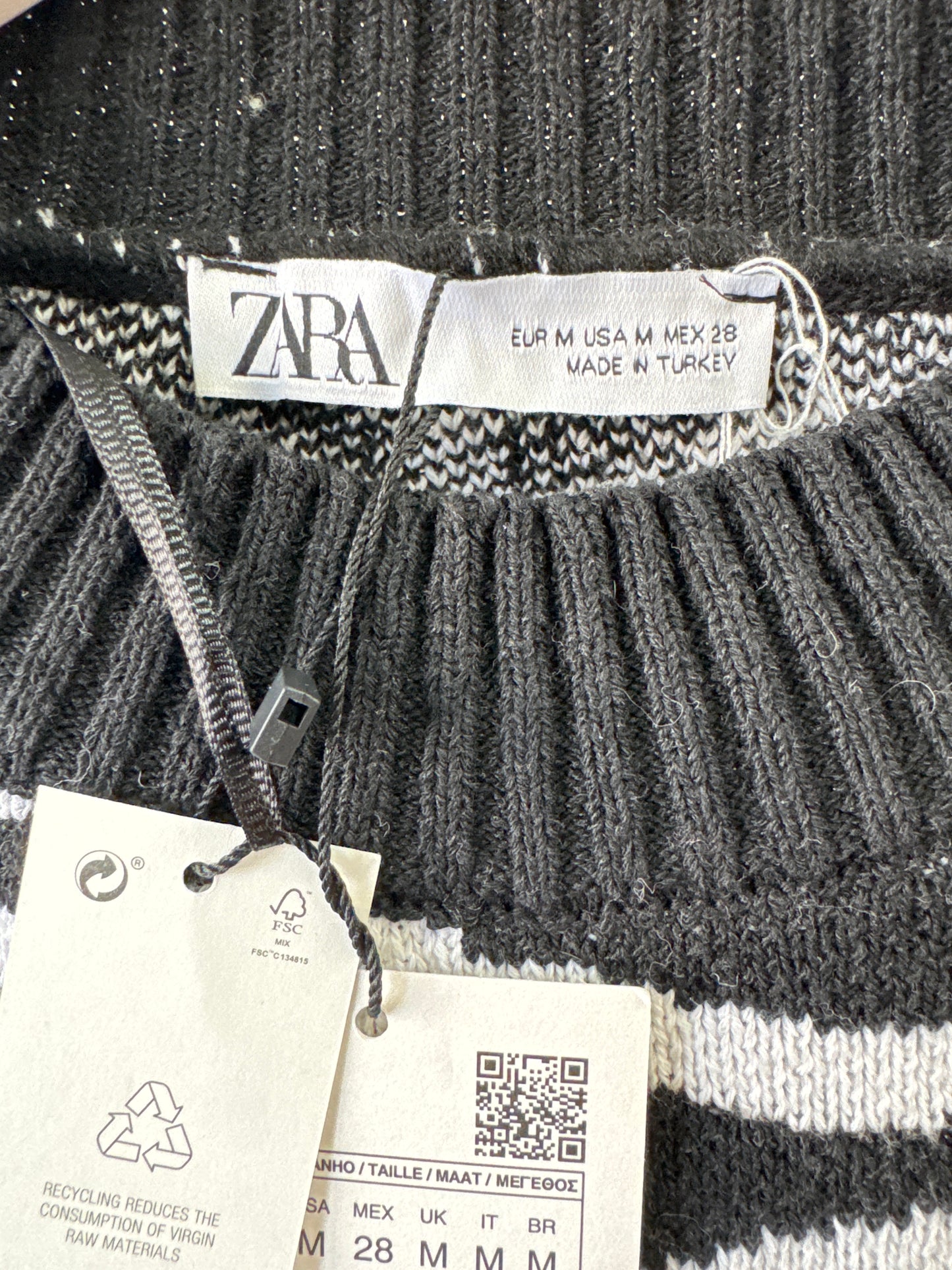 Chandail en tricot Zara