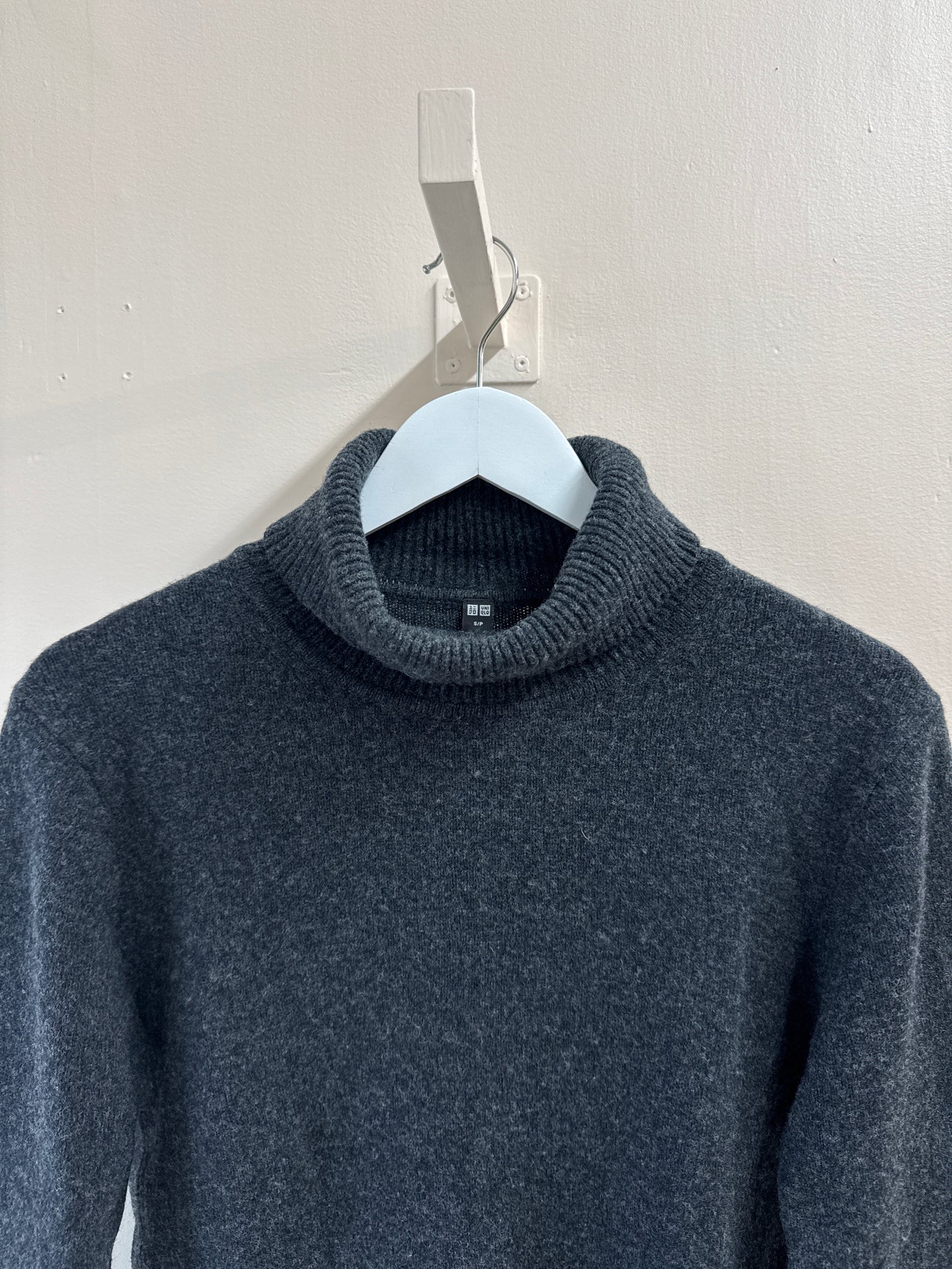 Uniqlo Wool Turtleneck