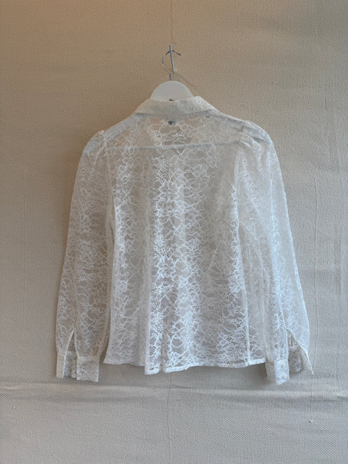Chemise en dentelle Aritzia