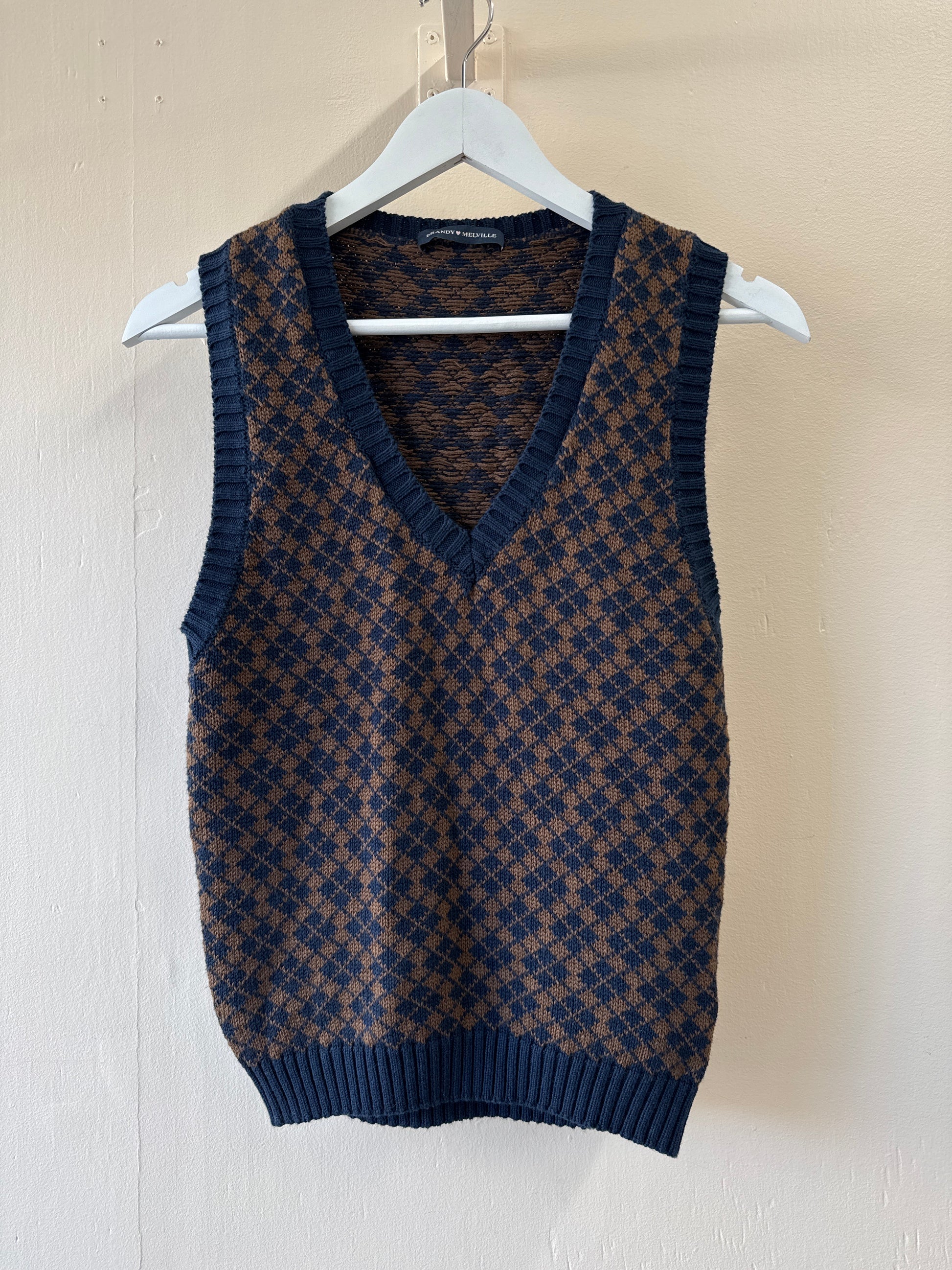 Second-Hand Brandy Melville Knit Cotton Tank Top
