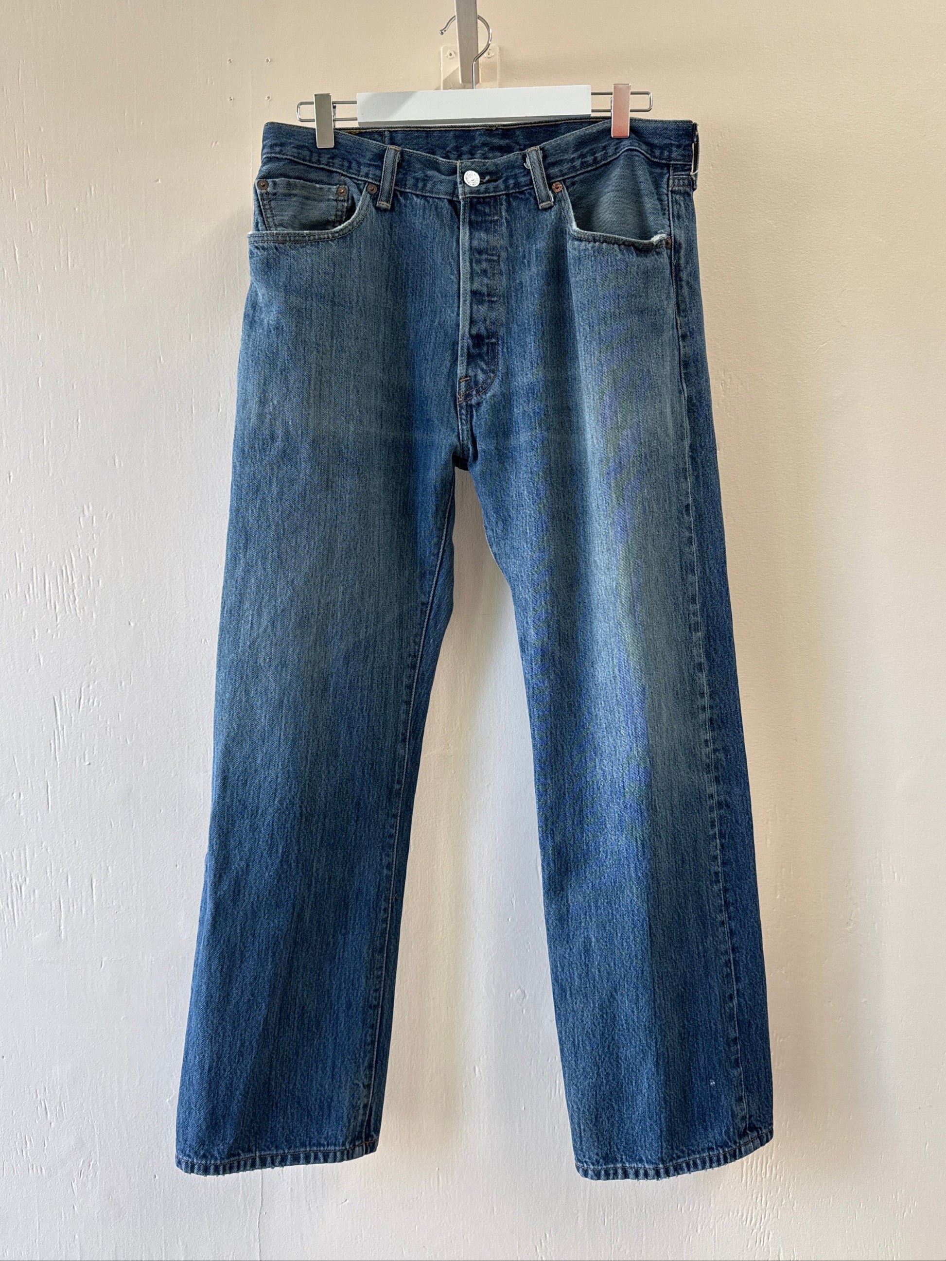 Second-Hand Levi's 501 Jeans