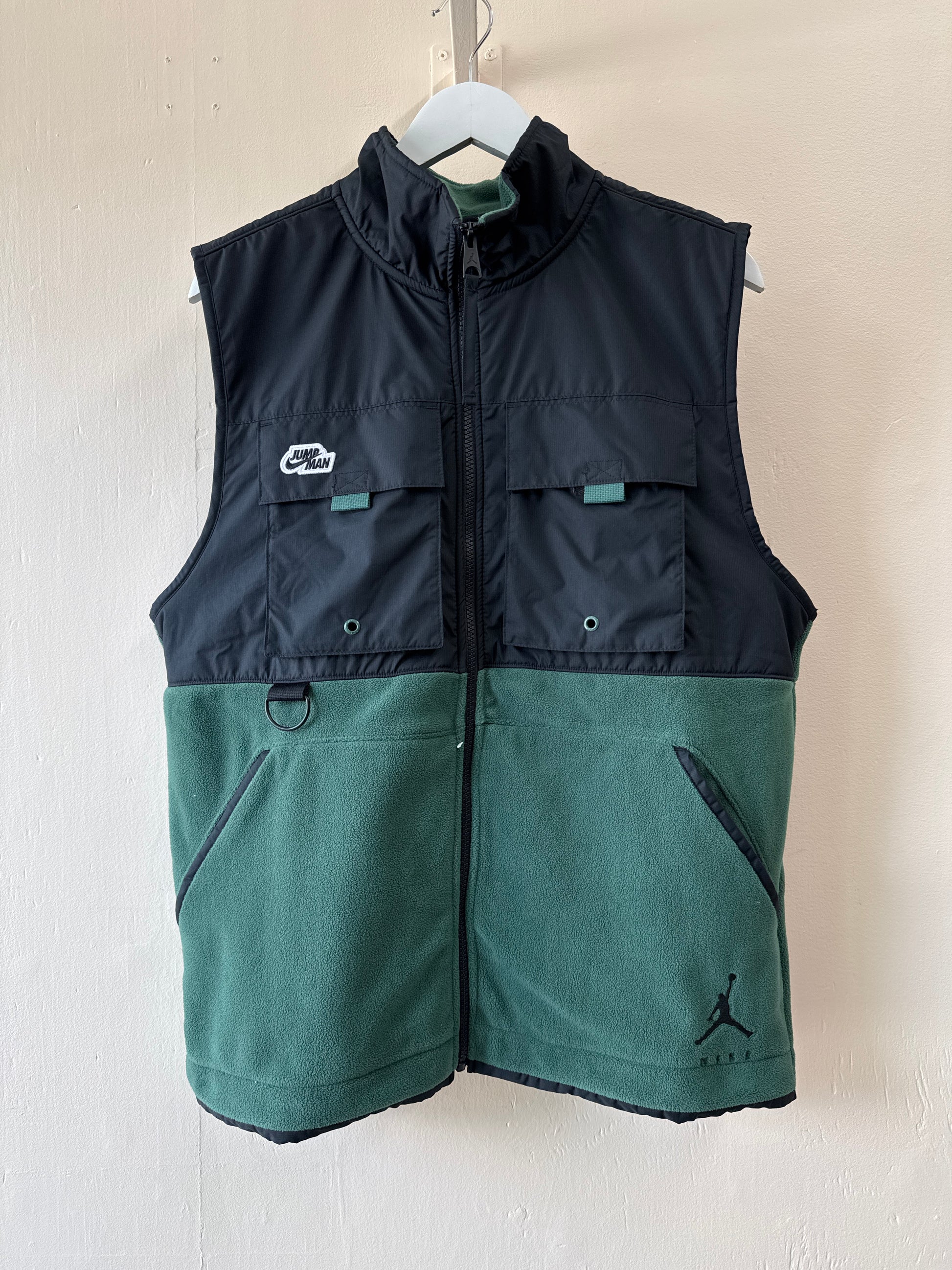 Second-Hand-Nike-Vest