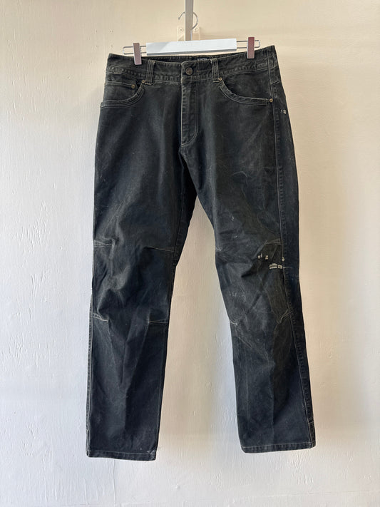 Second-Hand Kuhl Distressed Cotton Pants