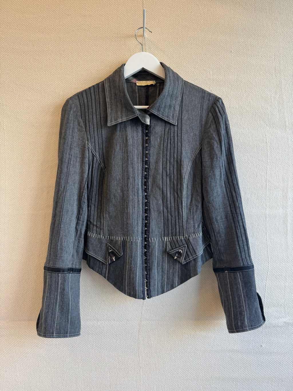 Vintage Italian blouse hook closure size XS
